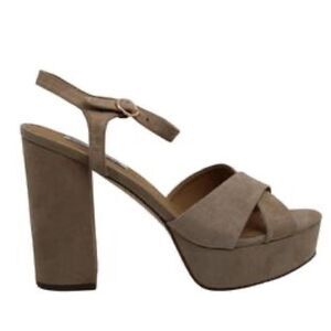STEVE MADDEN Novia Velvet Cream Platform Chunky Heels Size 8